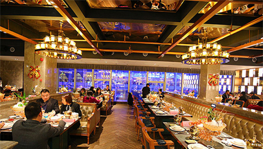 吃顿好饭得花多少勒克斯？