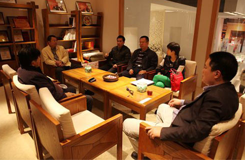 广东省科学技术厅领导一行就完善LED行业标准事宜调研极